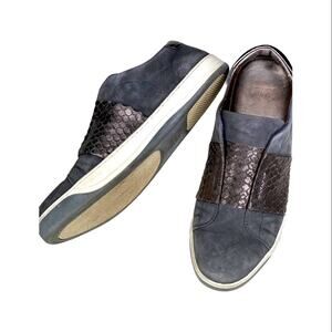 Johnston & Murphy gray shoes size 10 suede metallic slip ons